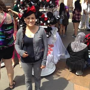 Meet your Posher, Yeimi